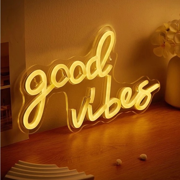 Good Vibes 1pc Slogan Shaped LED Neon Light - Picture 3 of 6